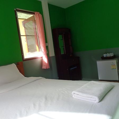 Sarm Mork Guest House Мехонгсон Екстер'єр фото