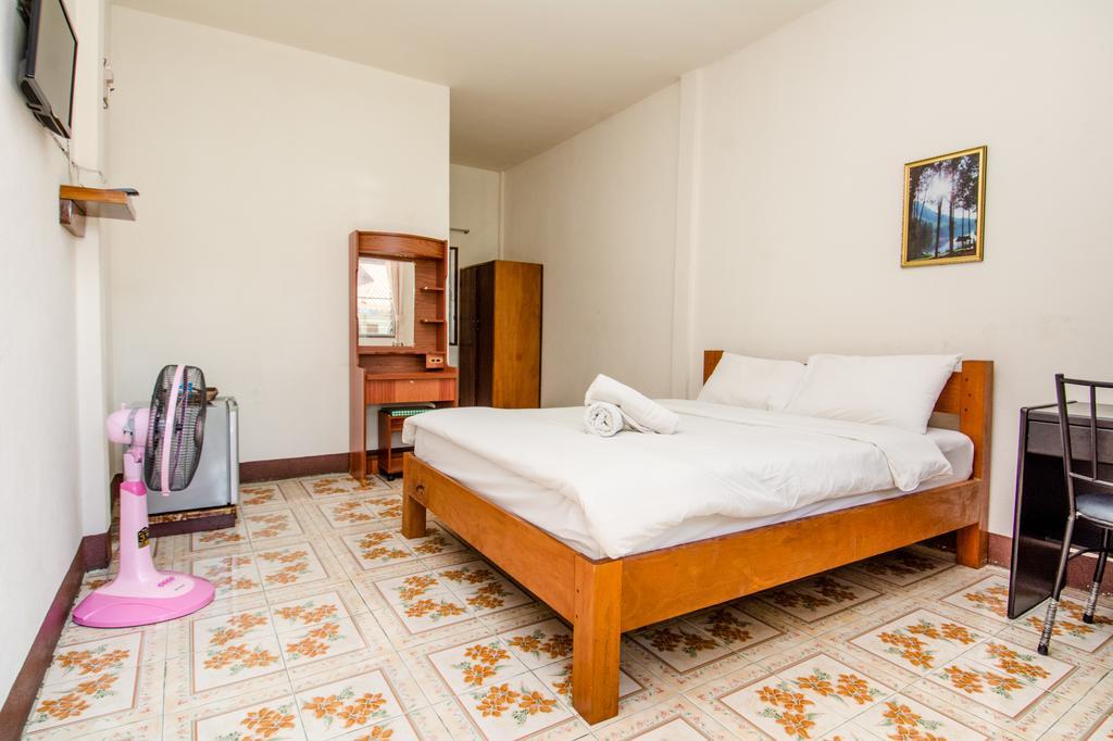 Sarm Mork Guest House Мехонгсон Екстер'єр фото