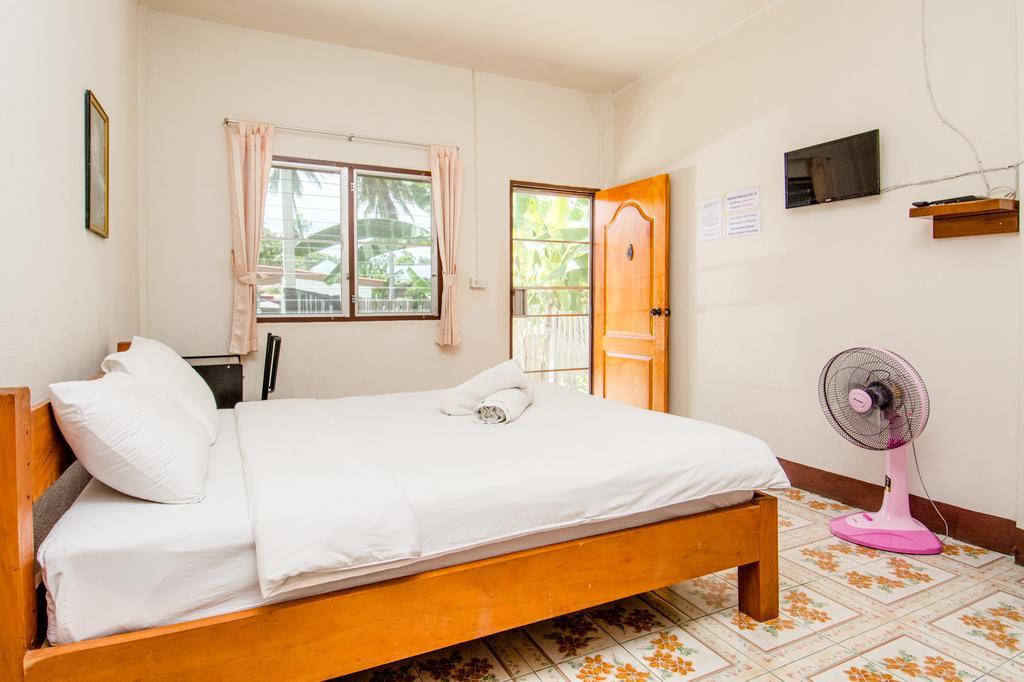 Sarm Mork Guest House Мехонгсон Екстер'єр фото