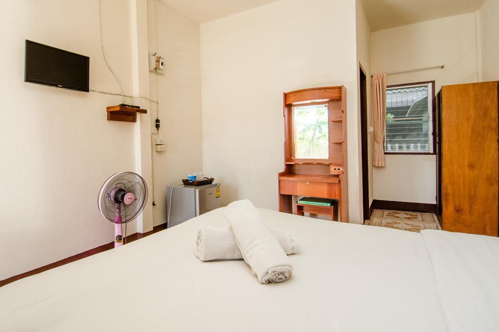 Sarm Mork Guest House Мехонгсон Екстер'єр фото
