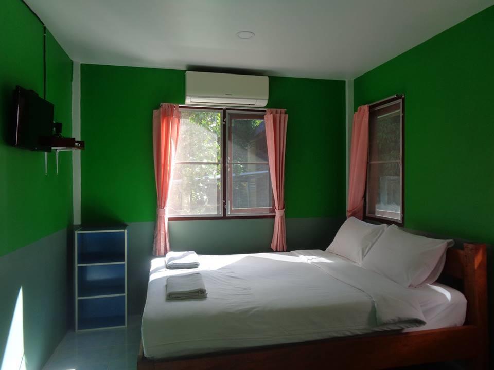 Sarm Mork Guest House Мехонгсон Екстер'єр фото