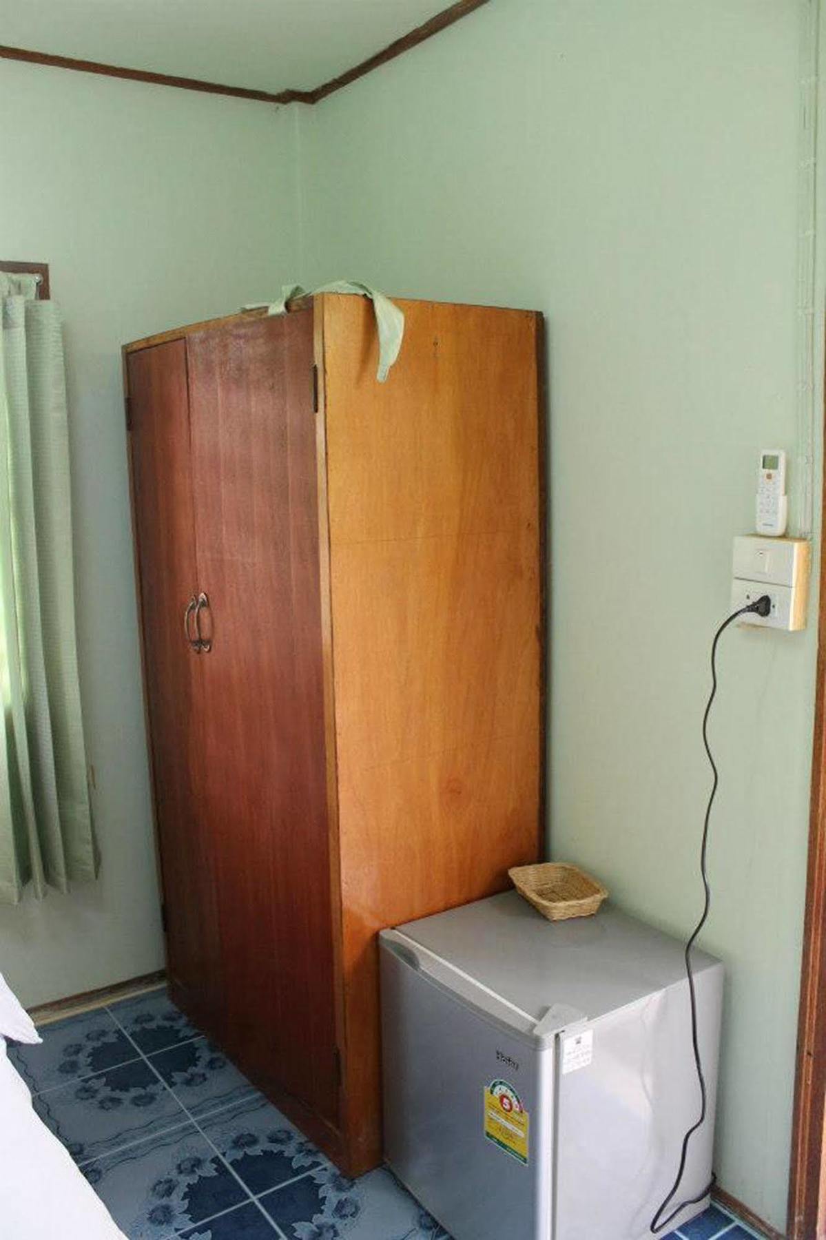 Sarm Mork Guest House Мехонгсон Екстер'єр фото